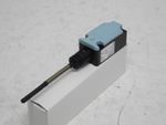 Siemens Endschalter Positionsschalter Limit Switch 3SE5 132-0CR01 neuwertig