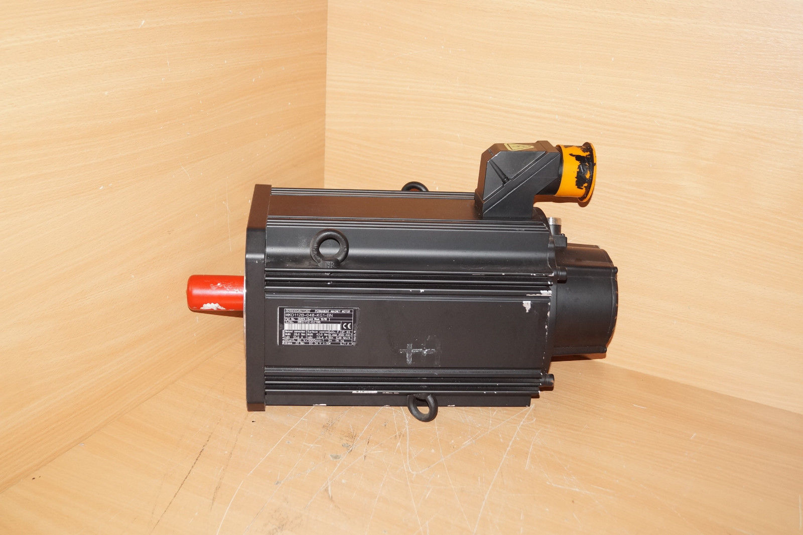 MKD112B-048-KG1-BN