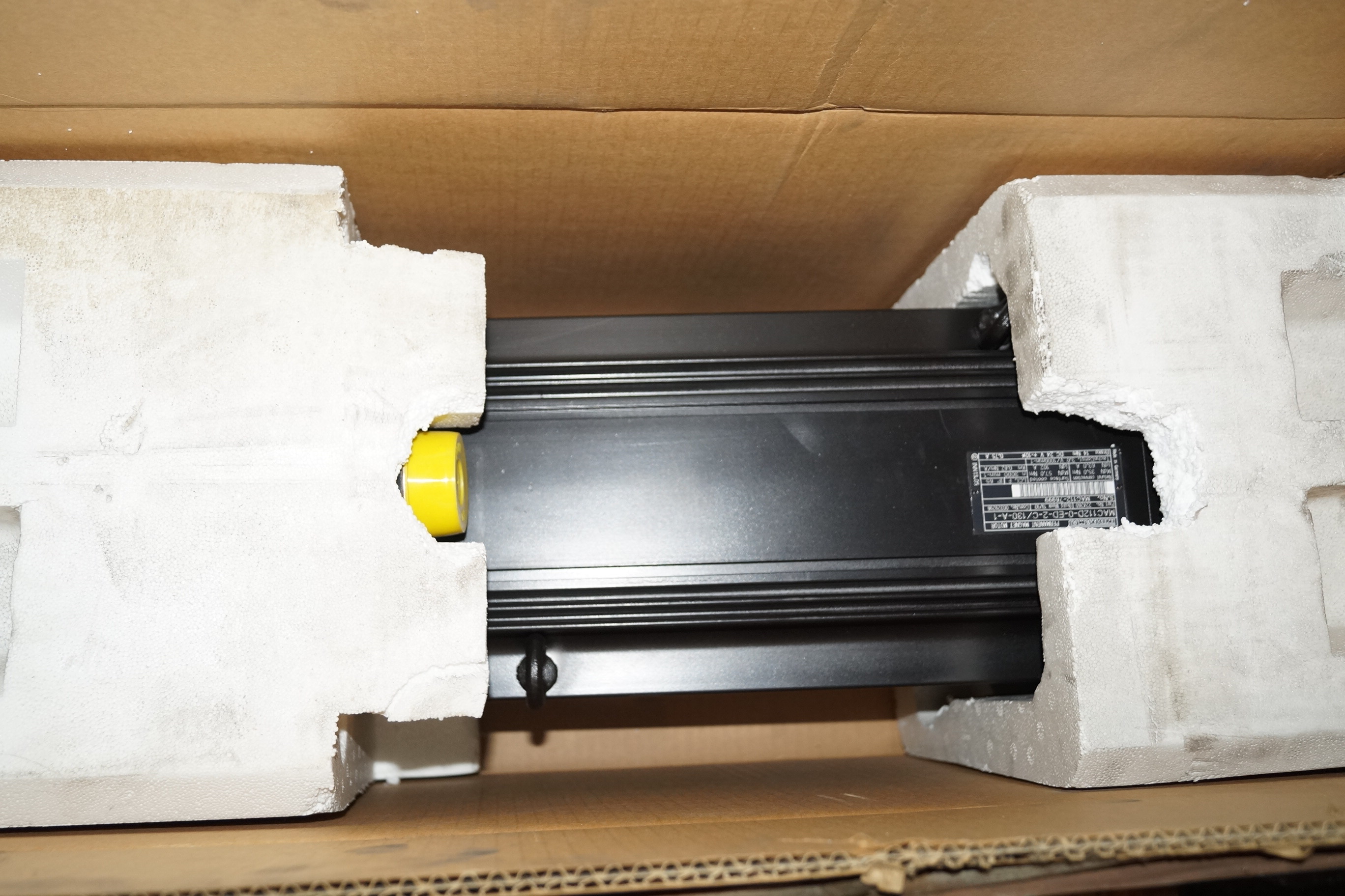 MAC112D-0-ED-2-C/130-A-1