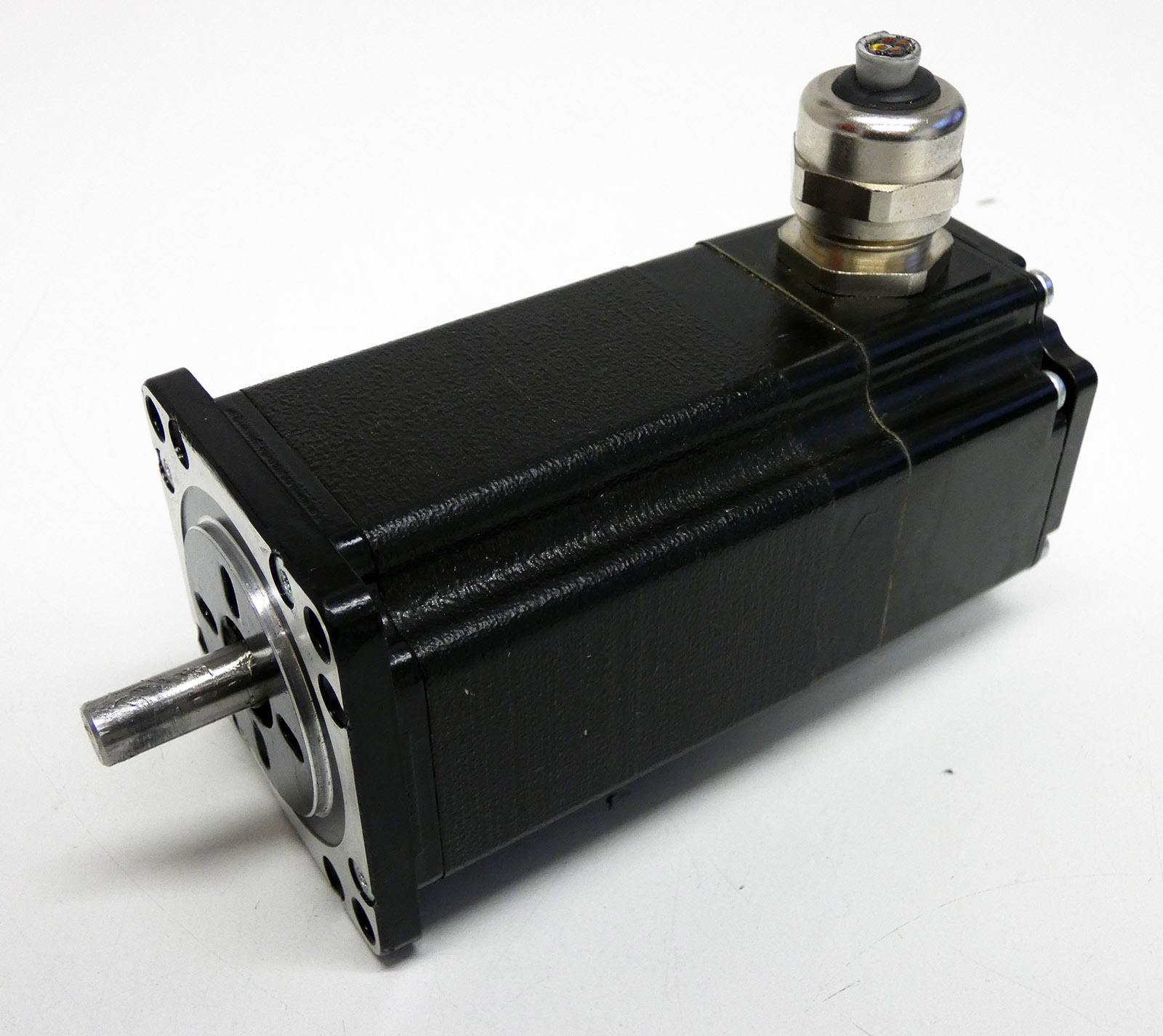 VRDM368/50LNBOO