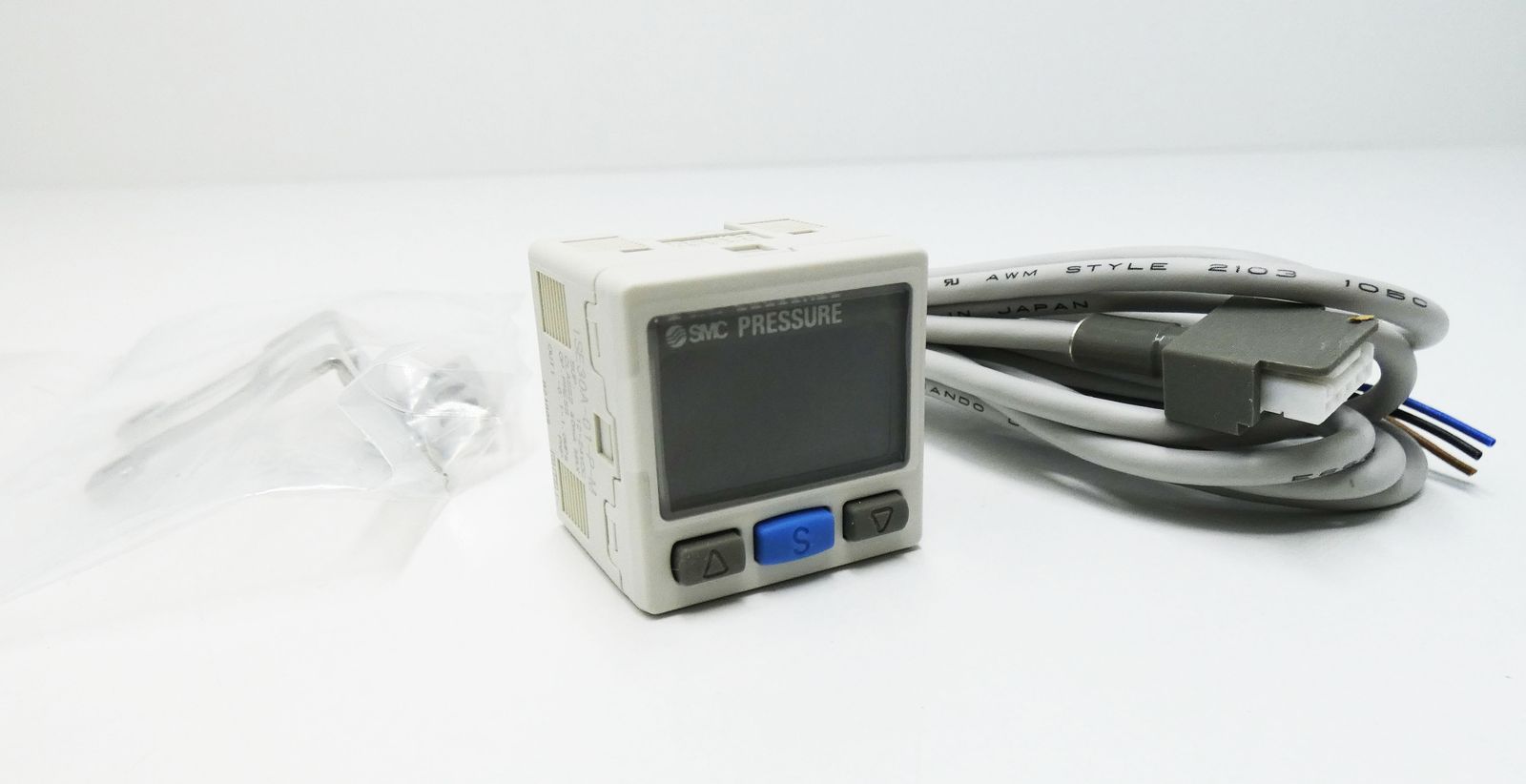 ISE30A-01-P-M