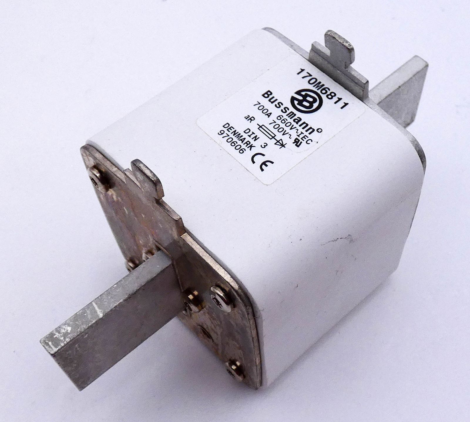 170M6811