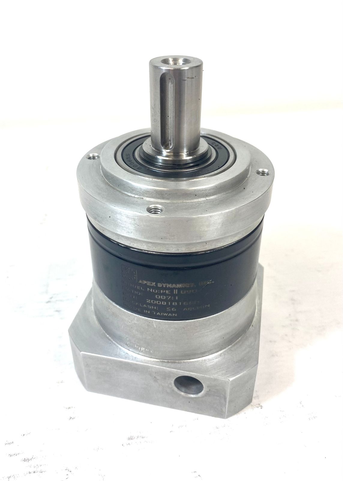 PE II 090