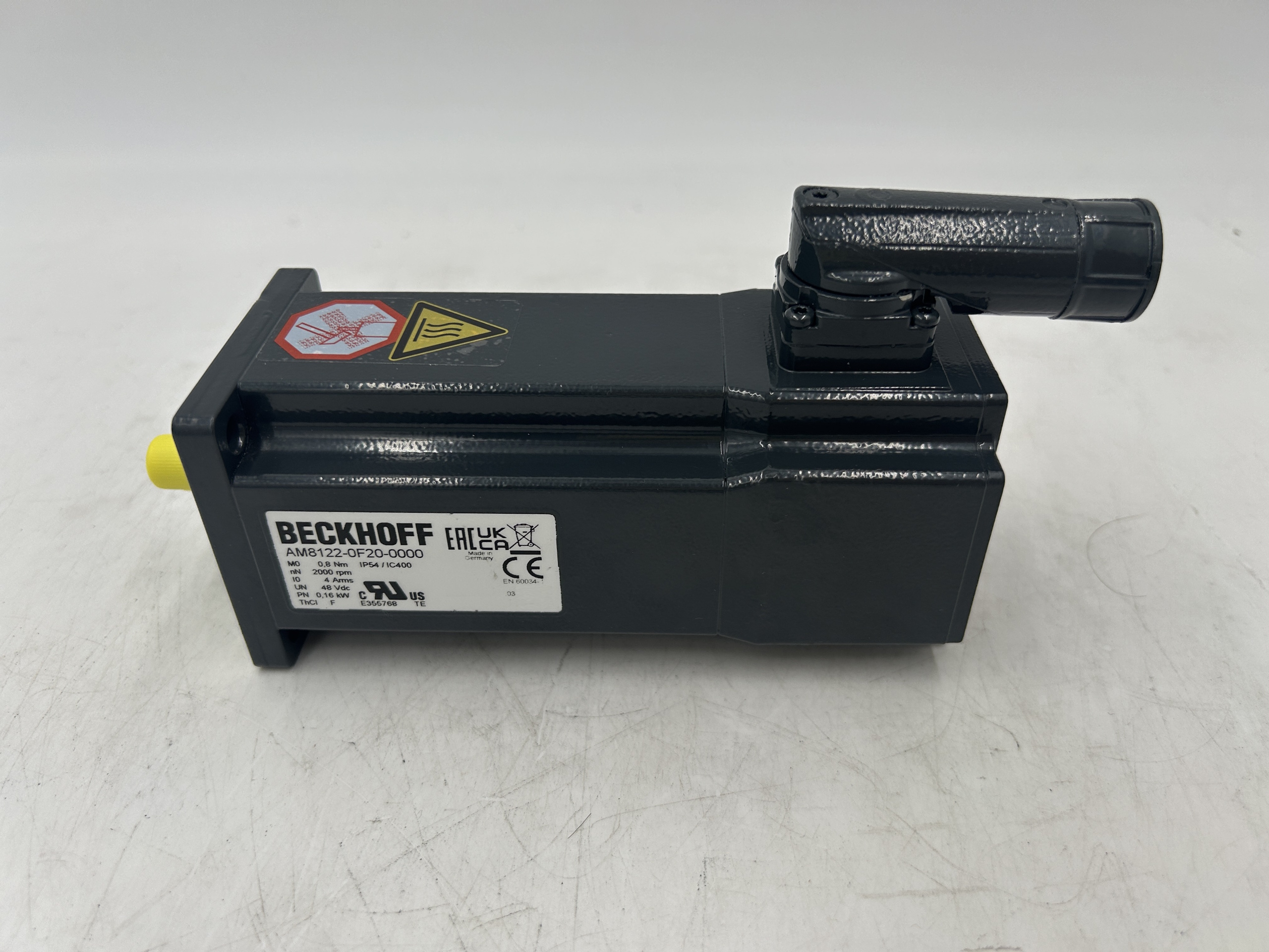 AM8122-0F20-0000