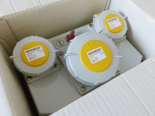 85681 Steckdosen-Kombinatio