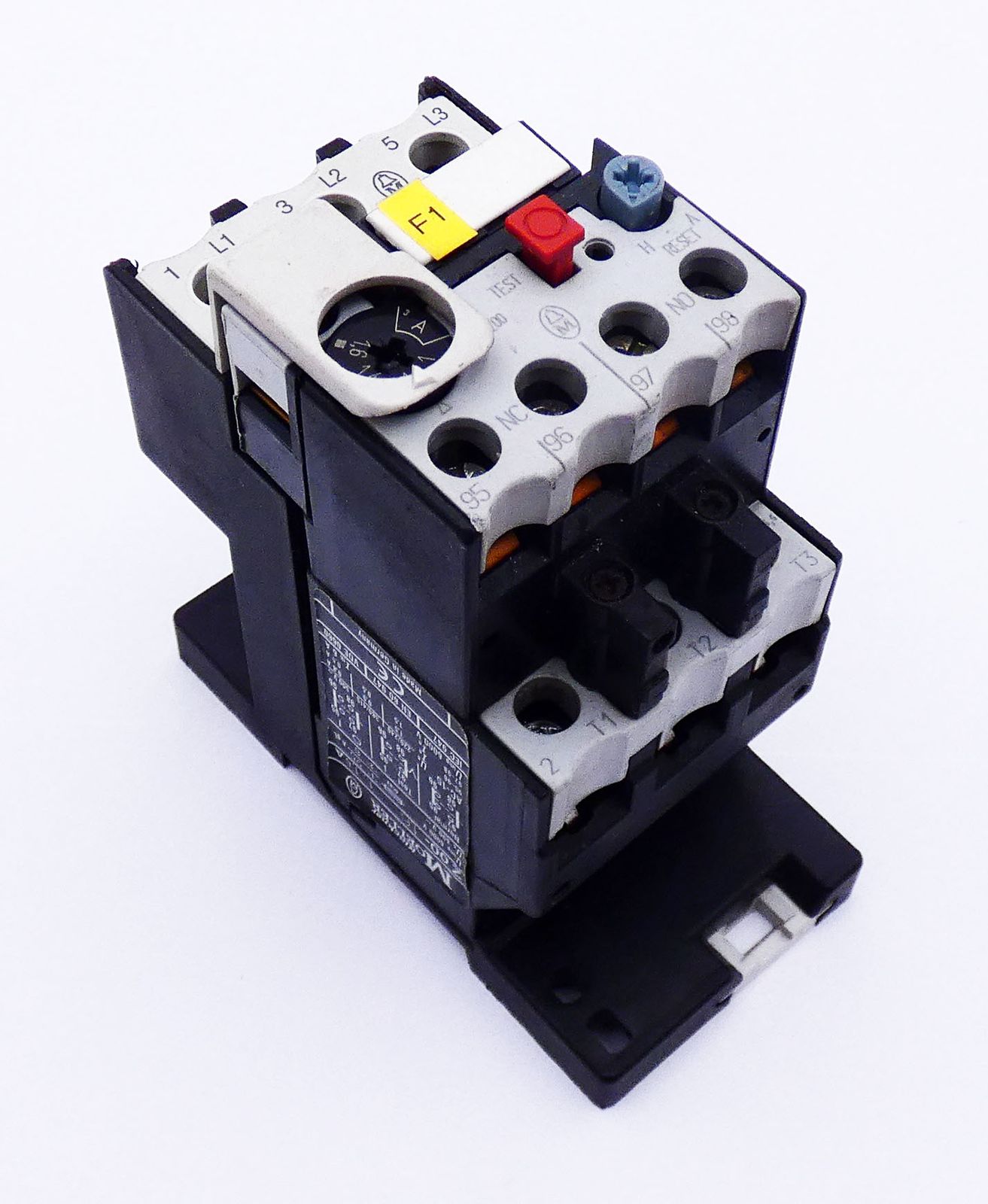 Z00-1,6