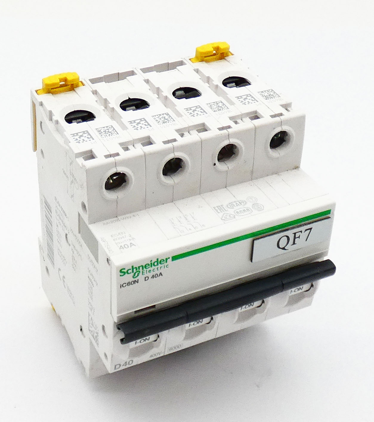 iC60N D 40A