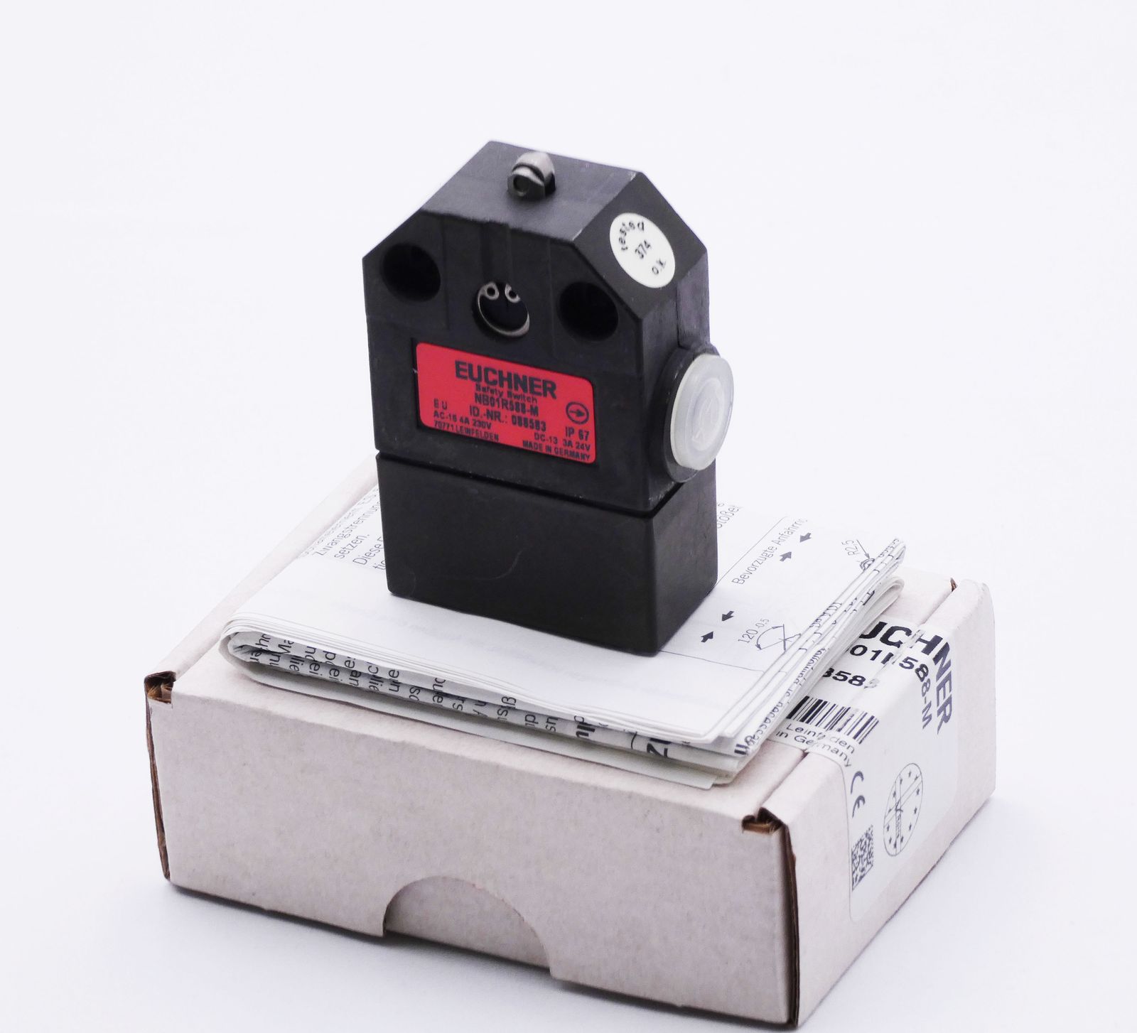 NB01R588-M